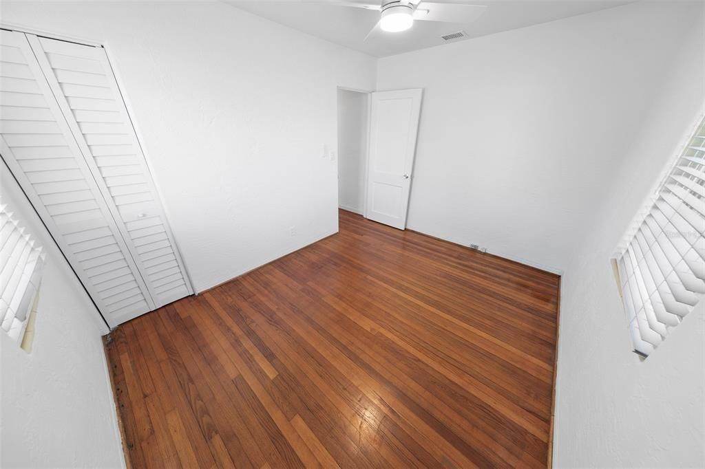 En Venta: $399,900 (4 camas, 2 baños, 1642 Pies cuadrados)
