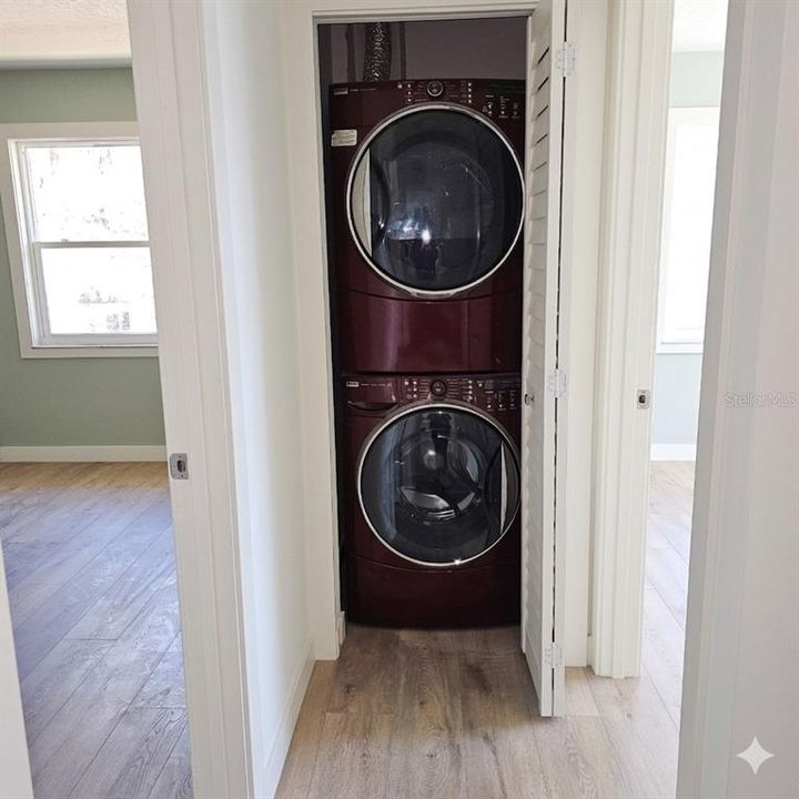 En Venta: $1,300,000 (6 camas, 3 baños, 3880 Pies cuadrados)