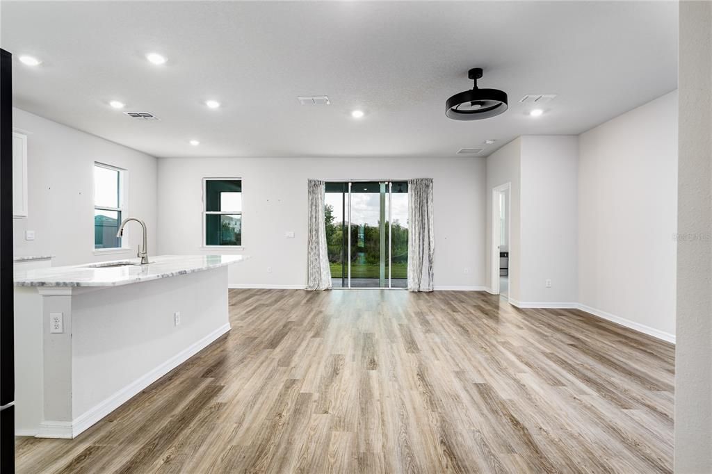 For Sale: $421,000 (4 beds, 2 baths, 2043 Square Feet)