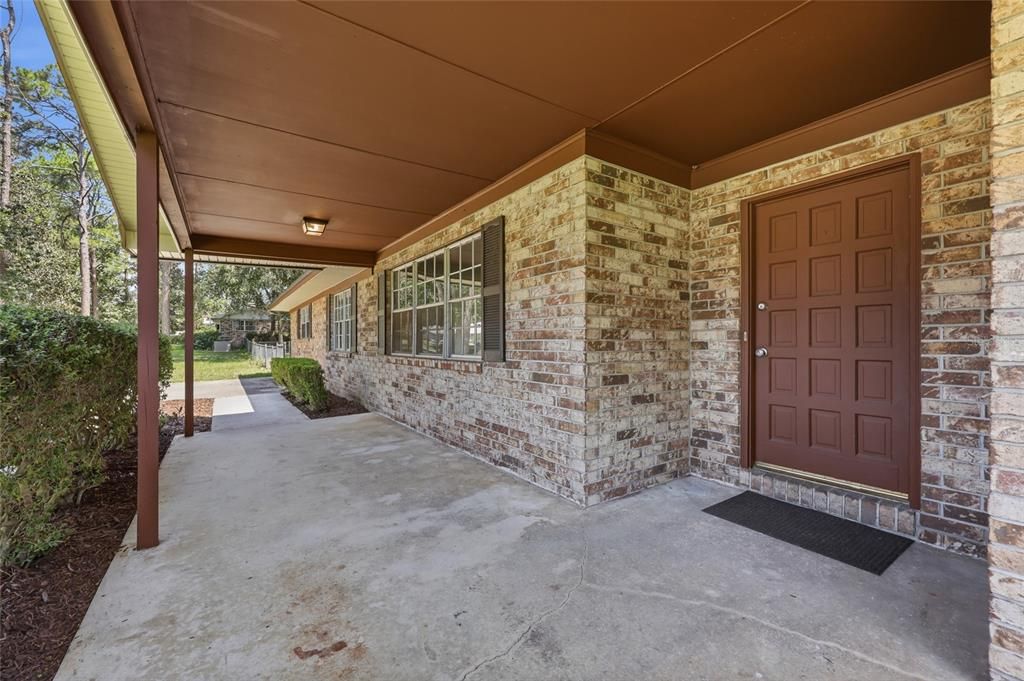 For Sale: $349,999 (3 beds, 2 baths, 2367 Square Feet)