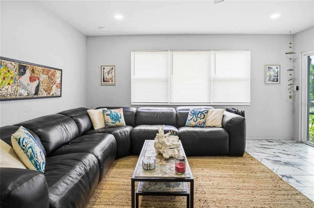 En Venta: $129,950 (2 camas, 1 baños, 860 Pies cuadrados)
