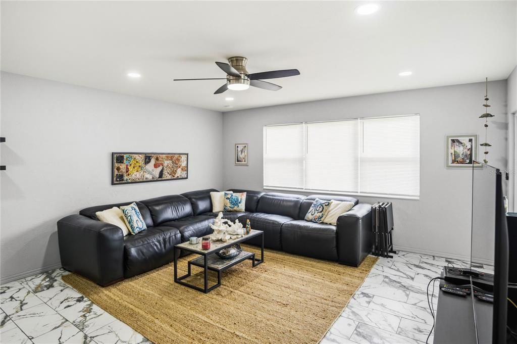 En Venta: $129,950 (2 camas, 1 baños, 860 Pies cuadrados)