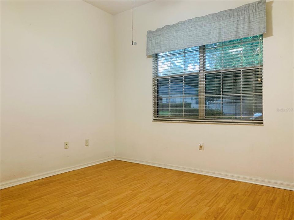 For Sale: $330,000 (3 beds, 2 baths, 1721 Square Feet)