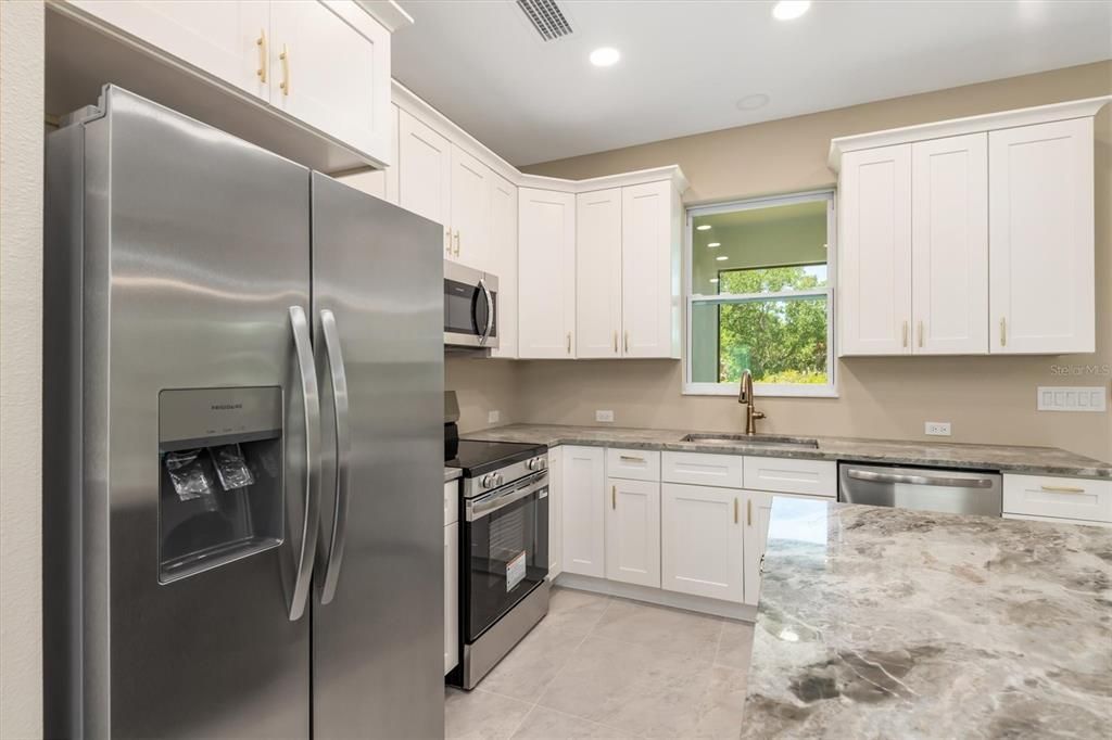 For Sale: $338,800 (3 beds, 2 baths, 1495 Square Feet)