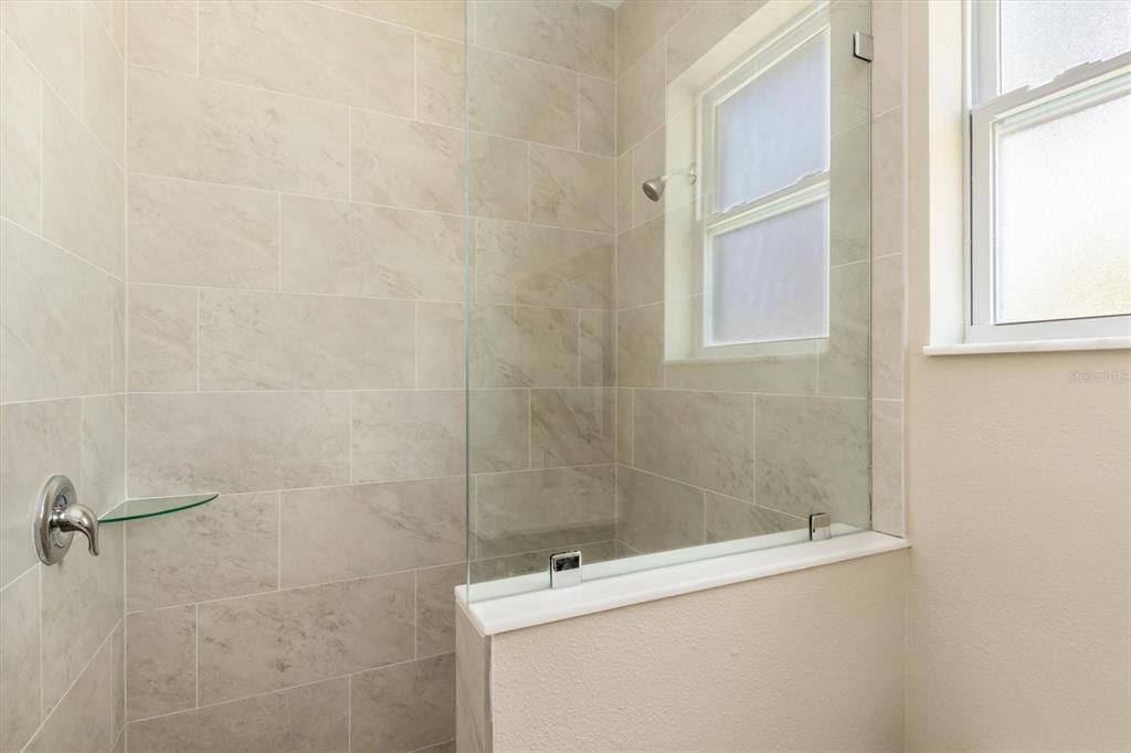 For Sale: $338,800 (3 beds, 2 baths, 1495 Square Feet)