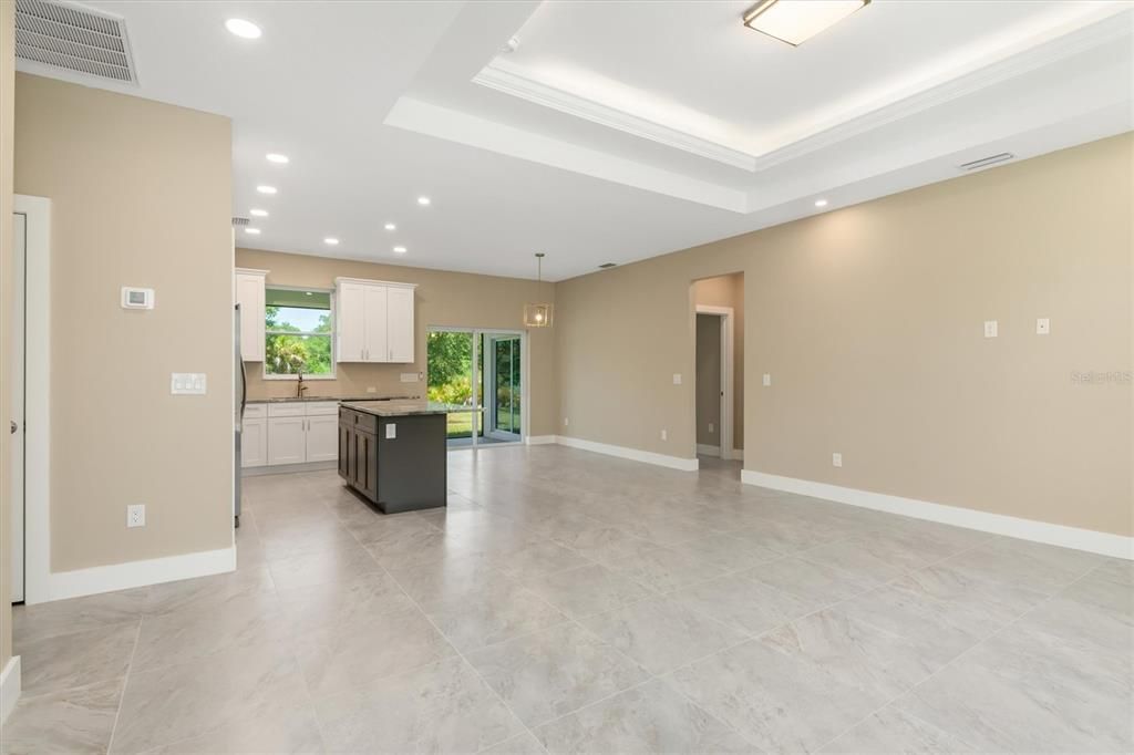 For Sale: $338,800 (3 beds, 2 baths, 1495 Square Feet)