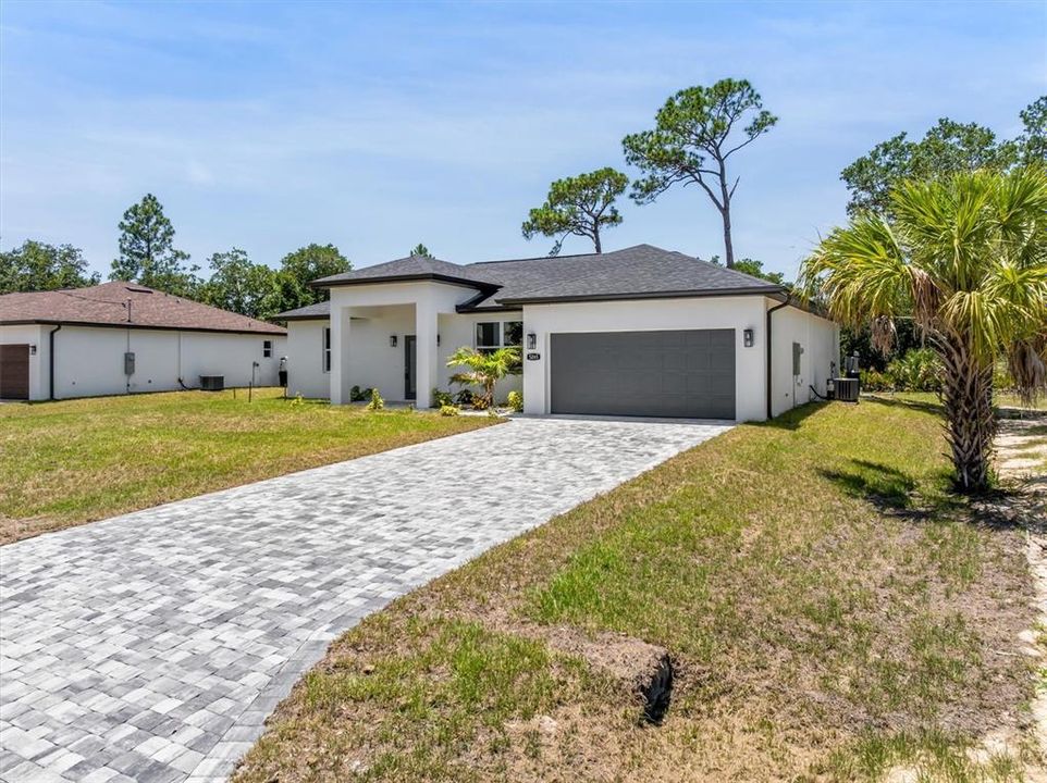 For Sale: $338,800 (3 beds, 2 baths, 1495 Square Feet)