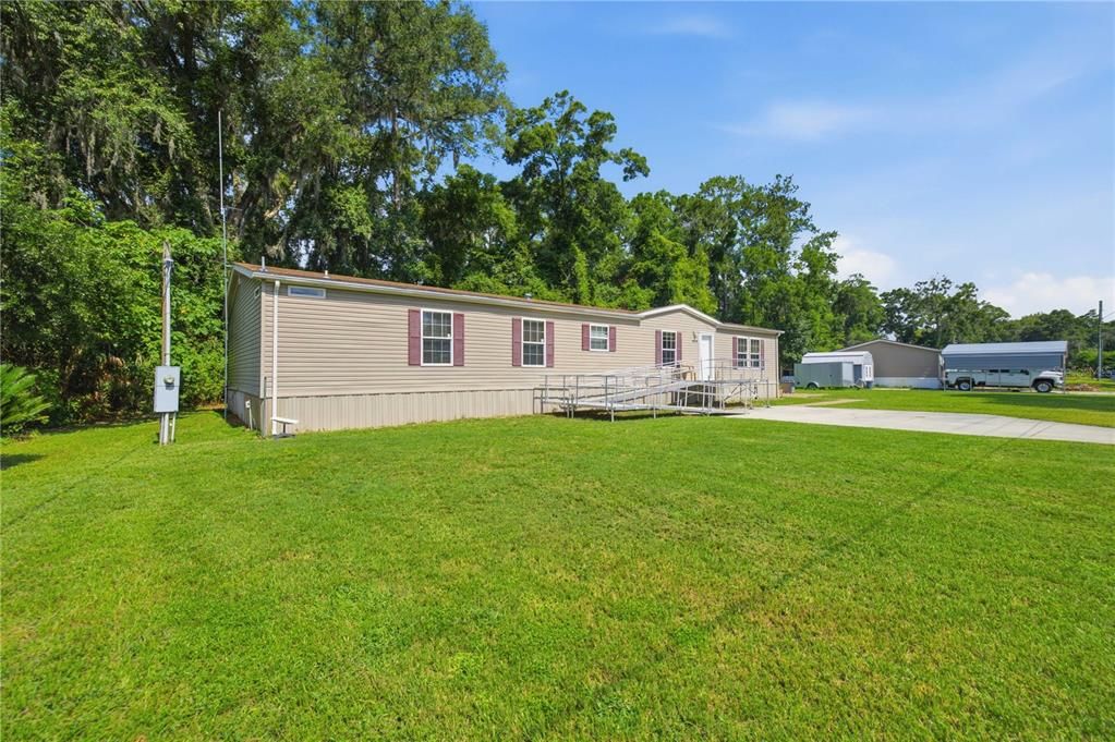 For Sale: $267,500 (4 beds, 3 baths, 2356 Square Feet)