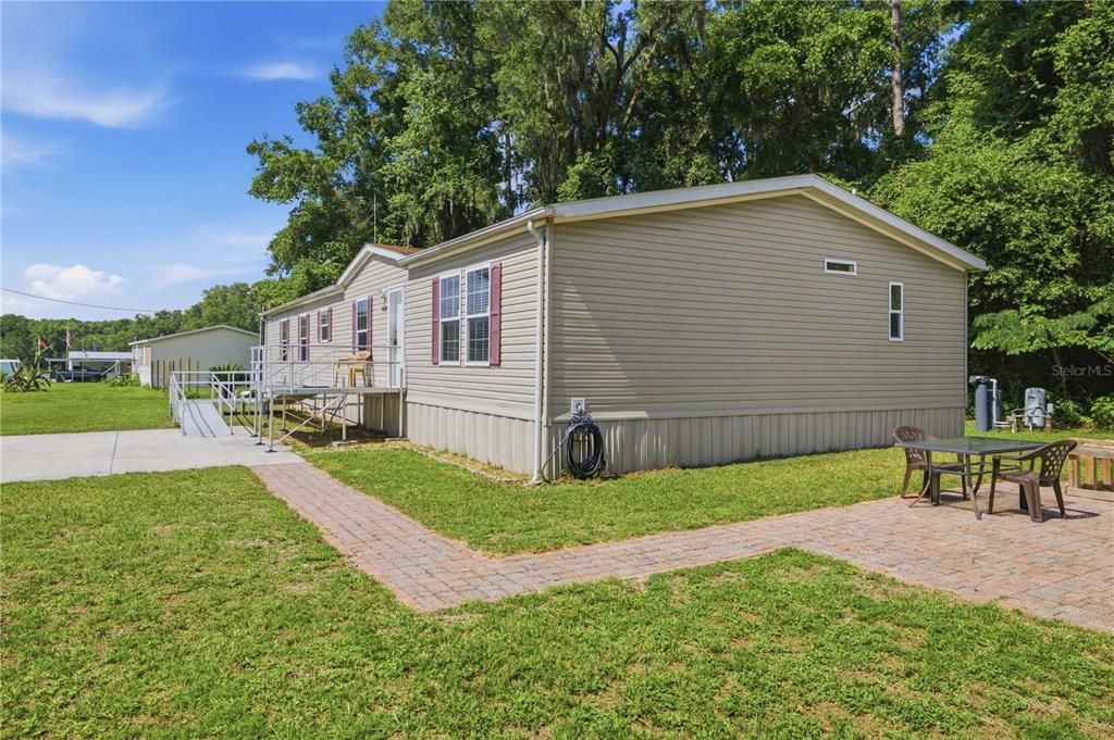 For Sale: $267,500 (4 beds, 3 baths, 2356 Square Feet)