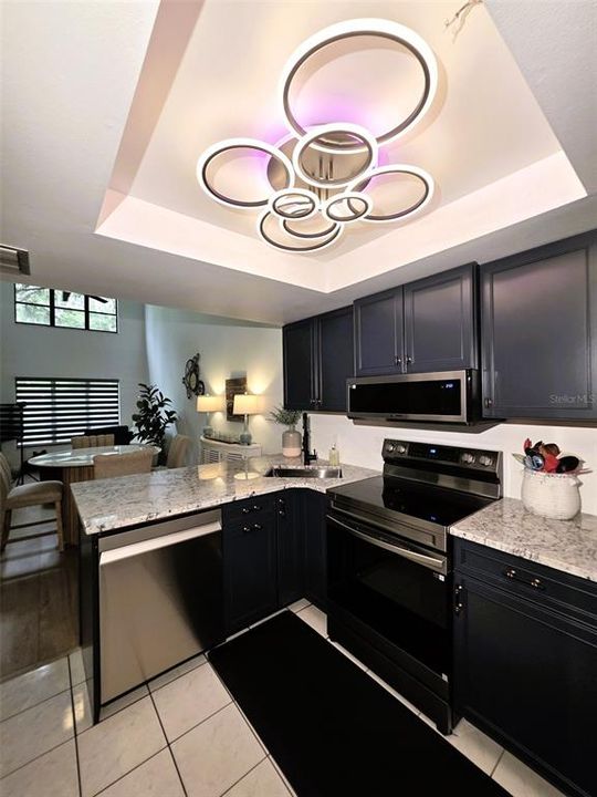 For Sale: $238,900 (2 beds, 2 baths, 1180 Square Feet)
