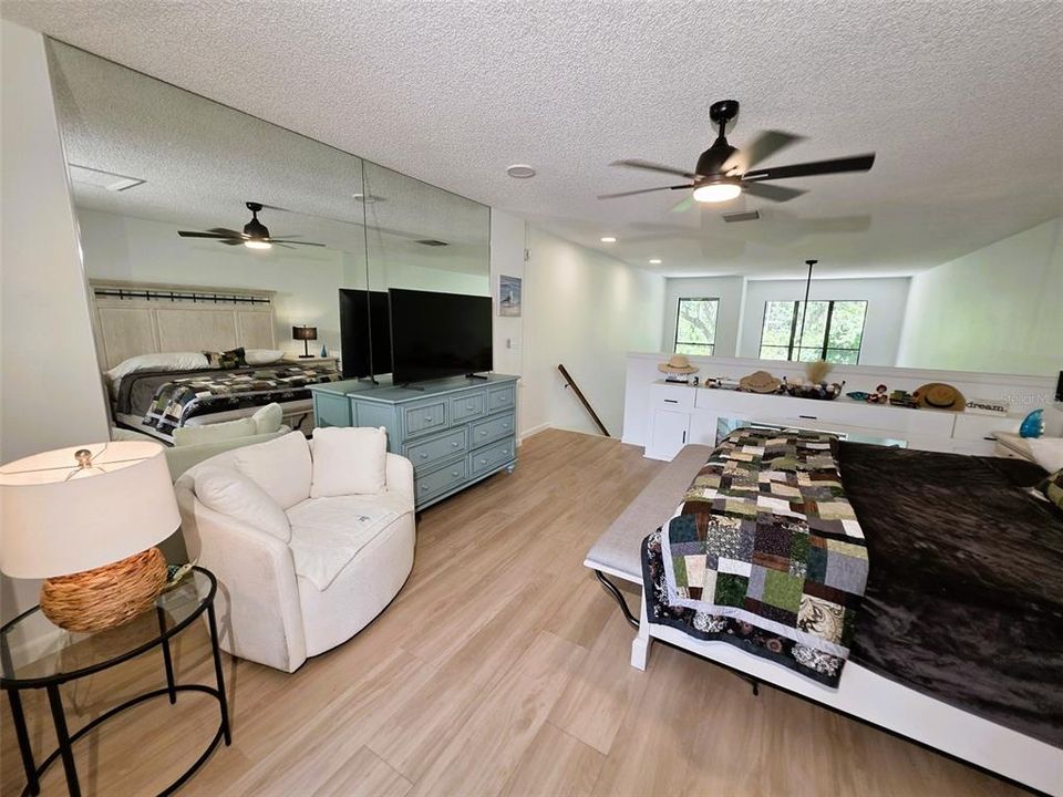For Sale: $238,900 (2 beds, 2 baths, 1180 Square Feet)