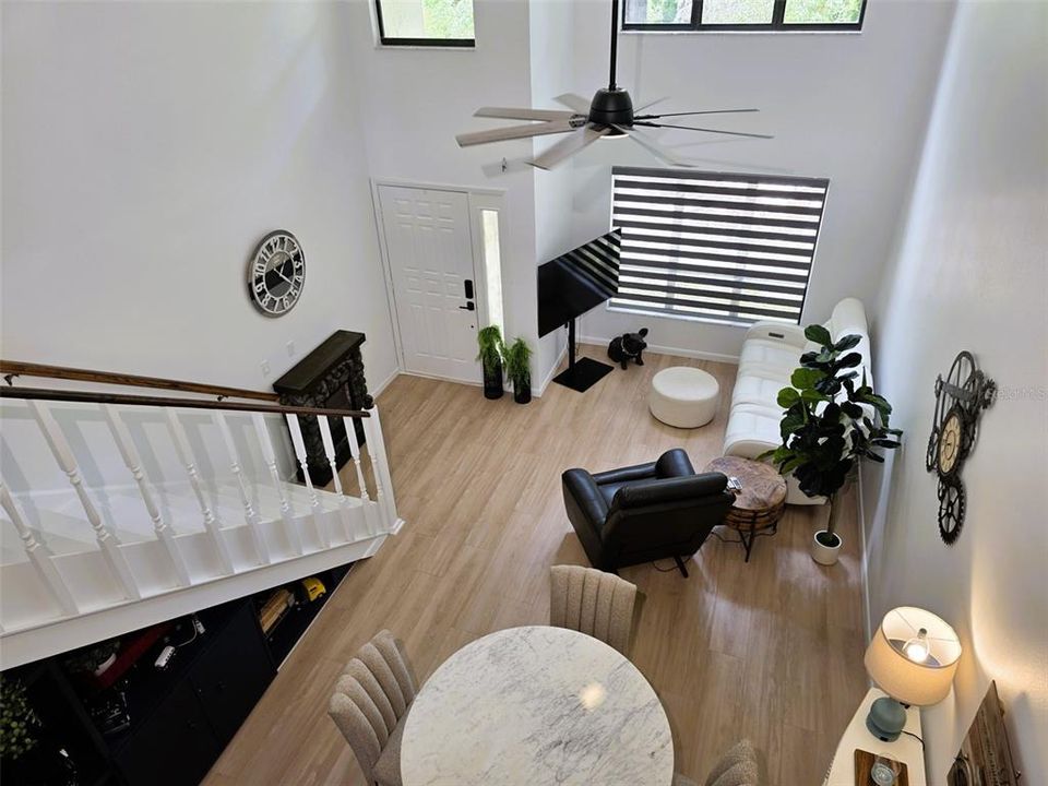 For Sale: $238,900 (2 beds, 2 baths, 1180 Square Feet)