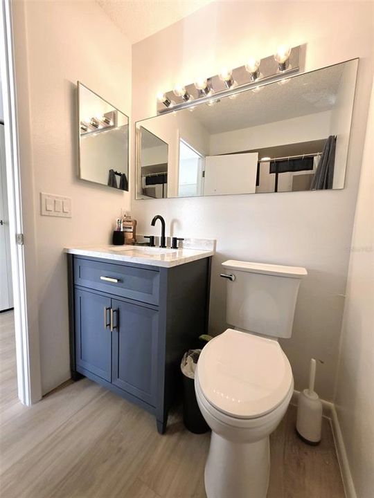 For Sale: $238,900 (2 beds, 2 baths, 1180 Square Feet)