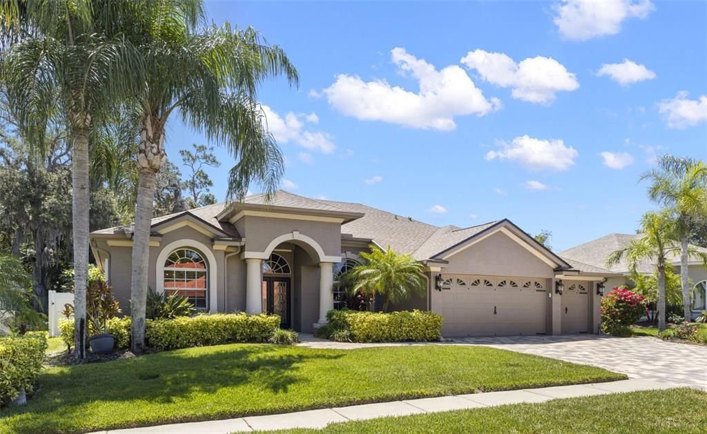 En Venta: $725,000 (4 camas, 3 baños, 2184 Pies cuadrados)