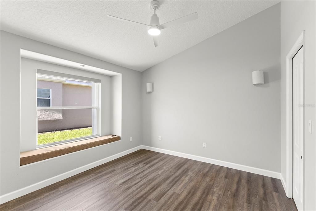 En Venta: $725,000 (4 camas, 3 baños, 2184 Pies cuadrados)