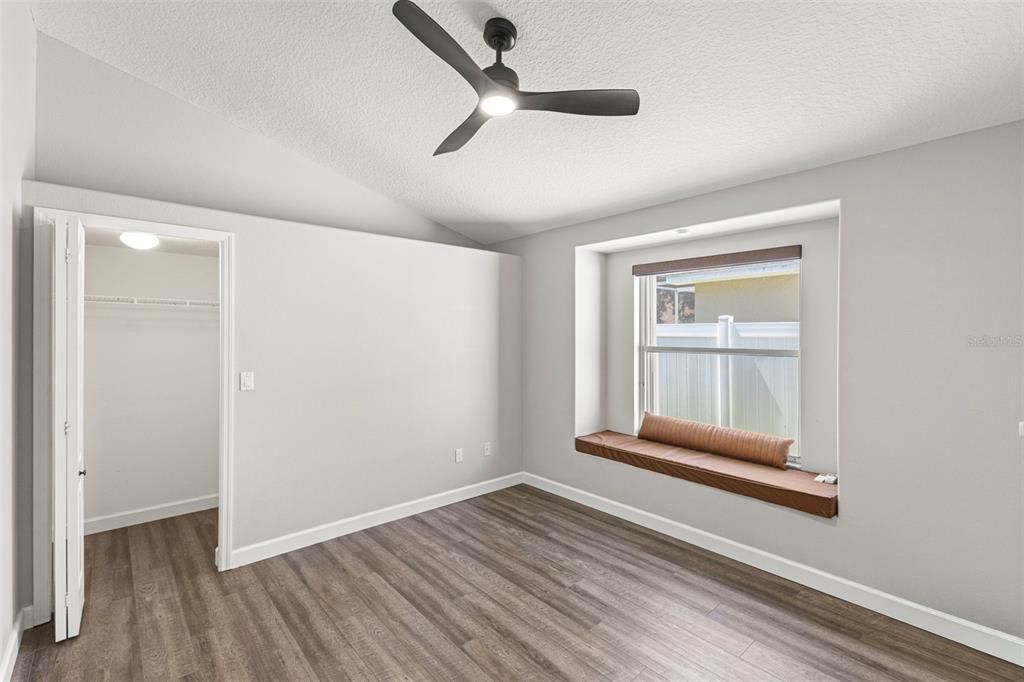 En Venta: $725,000 (4 camas, 3 baños, 2184 Pies cuadrados)