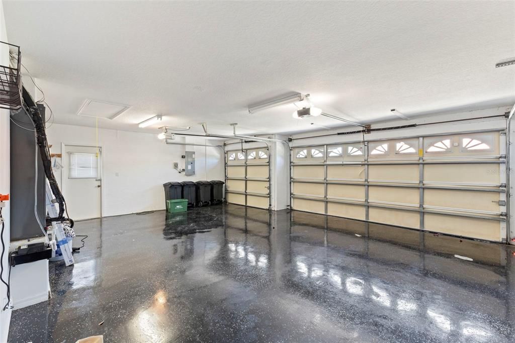 En Venta: $725,000 (4 camas, 3 baños, 2184 Pies cuadrados)