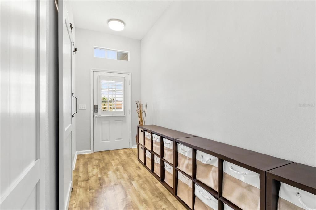 На продажу: $489,000 (3 спален, 2 ванн, 1921 Квадратных фут)