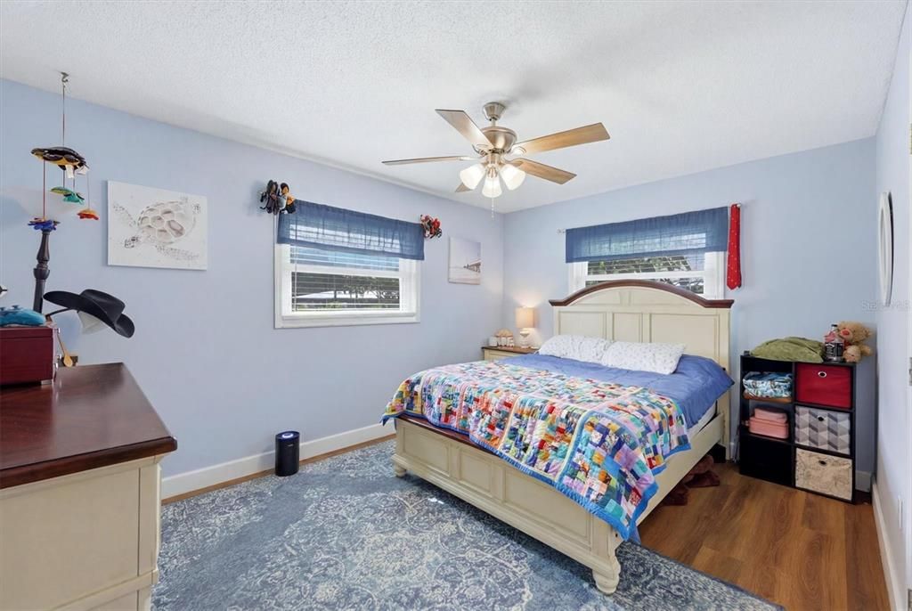 For Sale: $579,000 (4 beds, 2 baths, 2502 Square Feet)