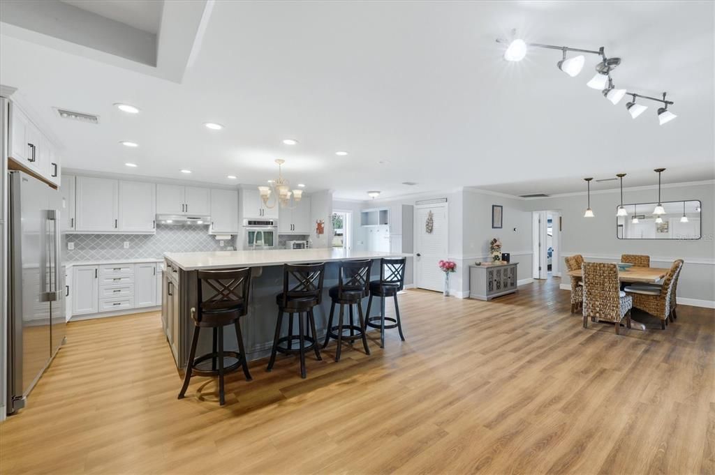 For Sale: $579,000 (4 beds, 2 baths, 2502 Square Feet)