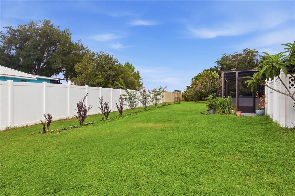 For Sale: $579,000 (4 beds, 2 baths, 2502 Square Feet)