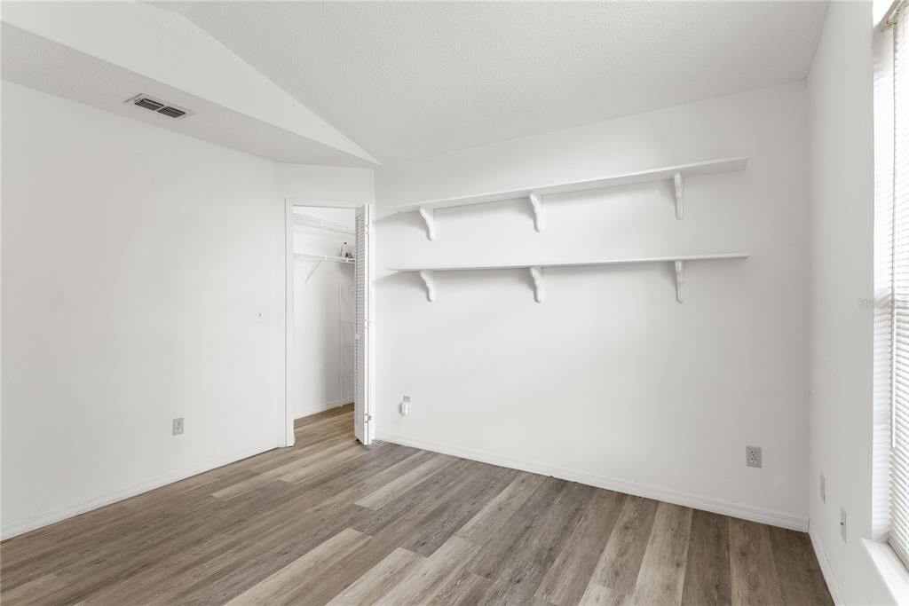 На продажу: $285,000 (2 спален, 2 ванн, 1053 Квадратных фут)