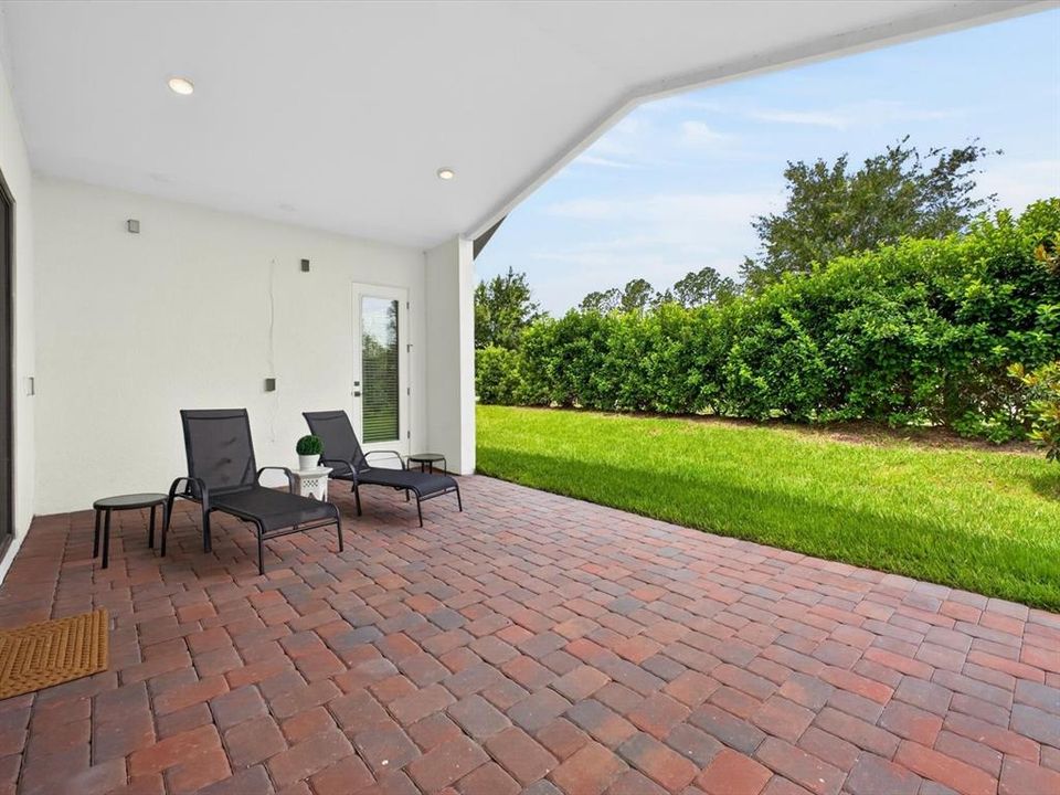 En Venta: $735,000 (4 camas, 3 baños, 2283 Pies cuadrados)