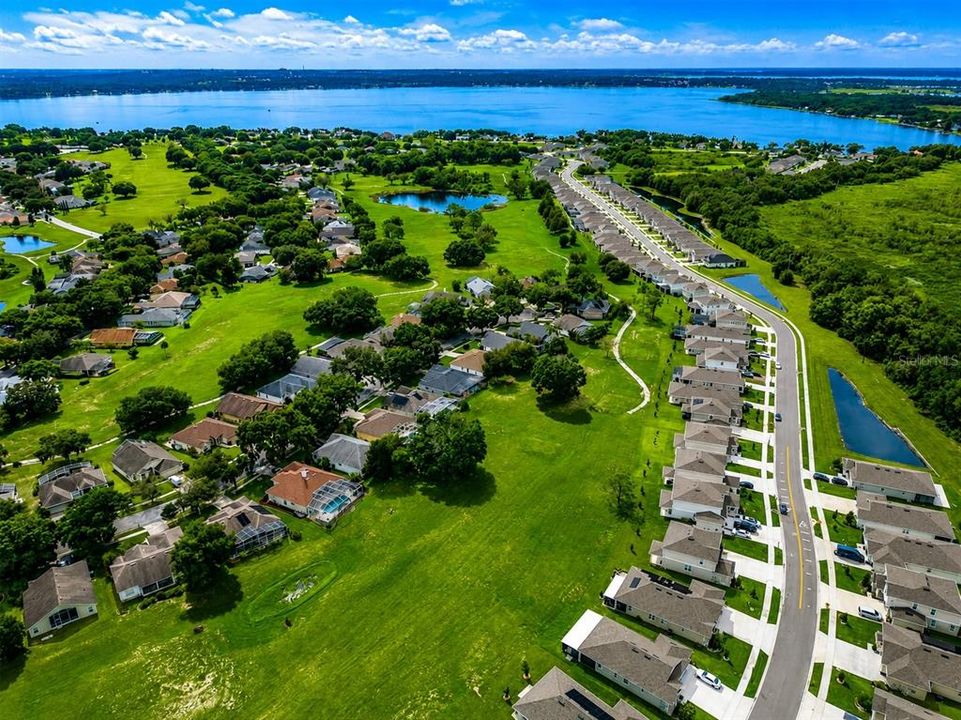 For Sale: $449,000 (4 beds, 3 baths, 2674 Square Feet)