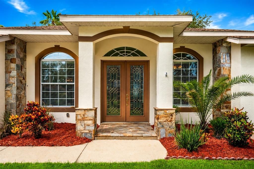For Sale: $449,000 (4 beds, 3 baths, 2674 Square Feet)