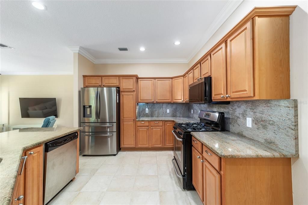For Sale: $495,000 (3 beds, 2 baths, 1906 Square Feet)