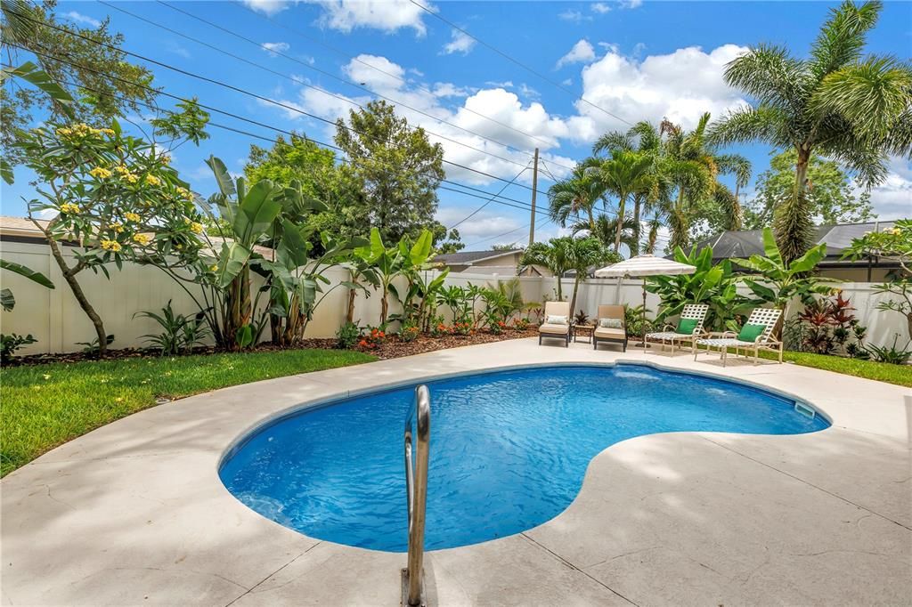 For Sale: $589,000 (3 beds, 2 baths, 1502 Square Feet)