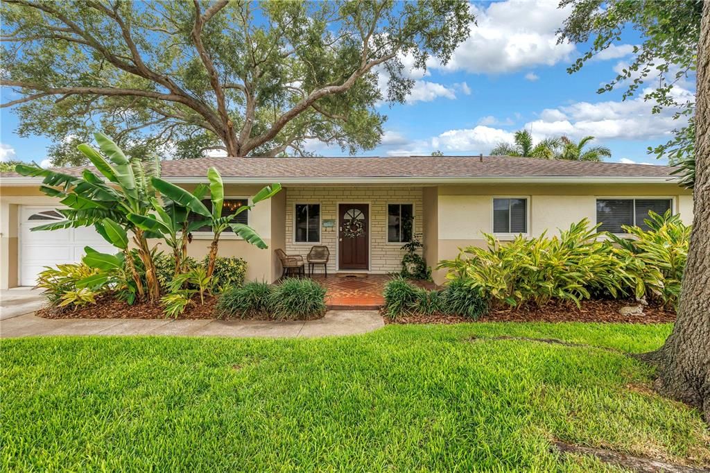 For Sale: $589,000 (3 beds, 2 baths, 1502 Square Feet)
