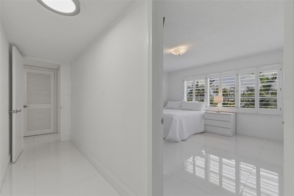 На продажу: $620,000 (2 спален, 1 ванн, 1055 Квадратных фут)