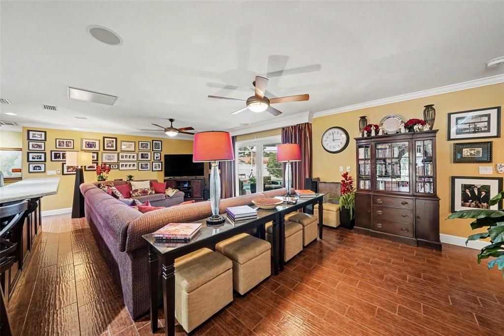 For Sale: $1,250,000 (4 beds, 3 baths, 3256 Square Feet)