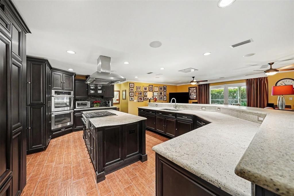 For Sale: $1,250,000 (4 beds, 3 baths, 3256 Square Feet)