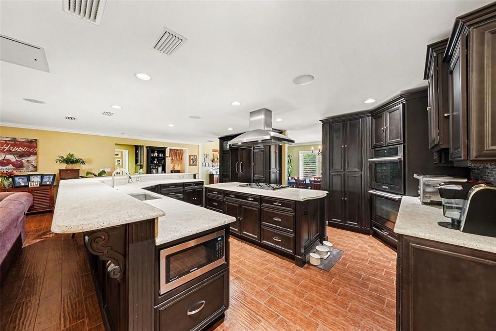 For Sale: $1,250,000 (4 beds, 3 baths, 3256 Square Feet)