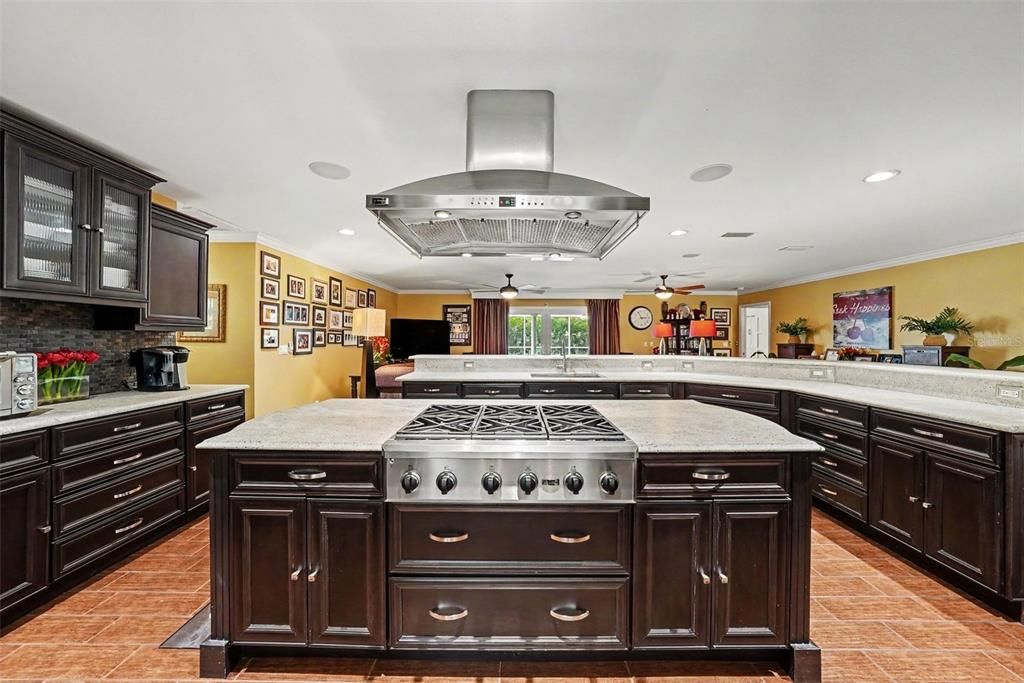 For Sale: $1,250,000 (4 beds, 3 baths, 3256 Square Feet)