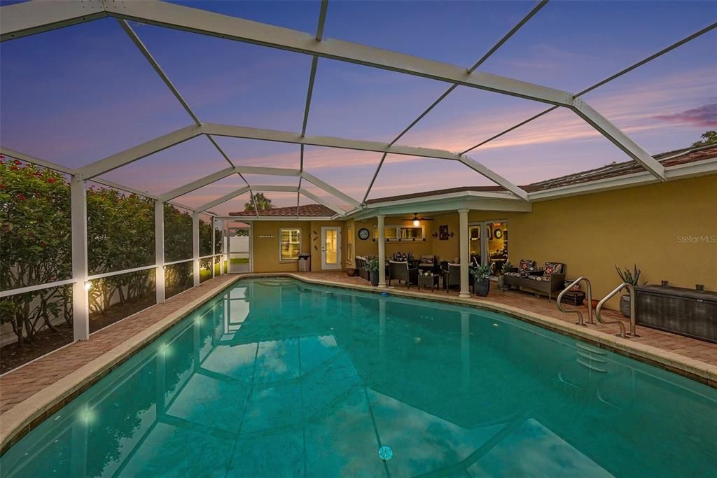 For Sale: $1,250,000 (4 beds, 3 baths, 3256 Square Feet)