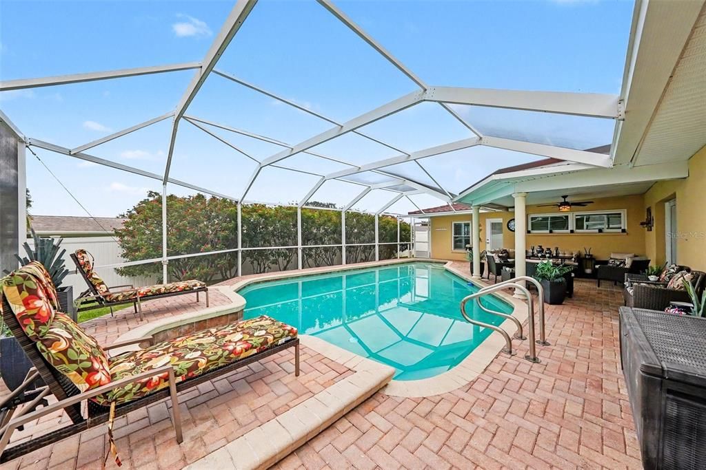 For Sale: $1,250,000 (4 beds, 3 baths, 3256 Square Feet)