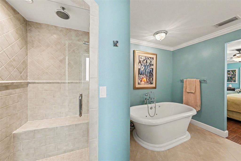 For Sale: $1,250,000 (4 beds, 3 baths, 3256 Square Feet)