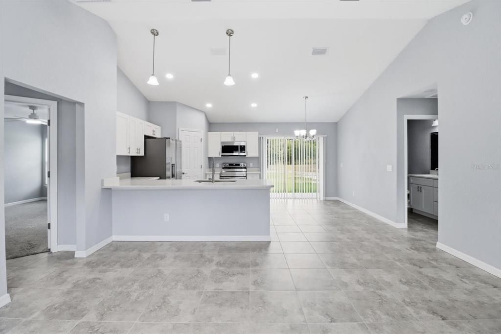 En Venta: $320,000 (3 camas, 2 baños, 1405 Pies cuadrados)