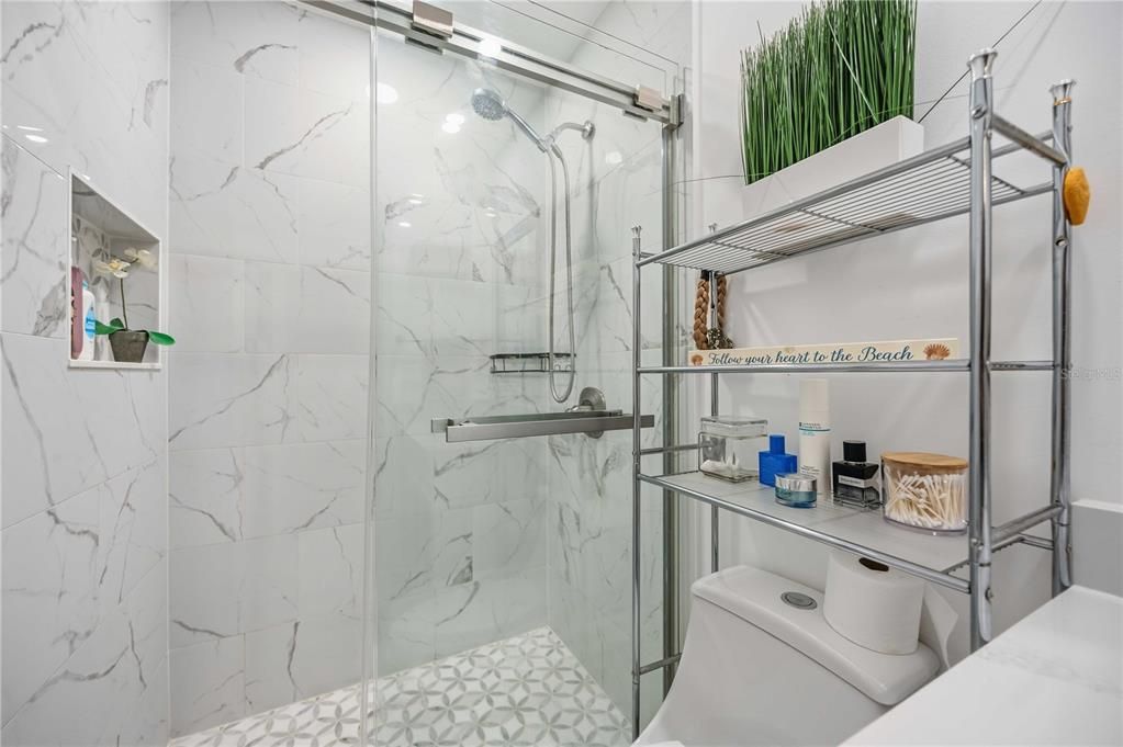 En Venta: $285,000 (2 camas, 2 baños, 1024 Pies cuadrados)