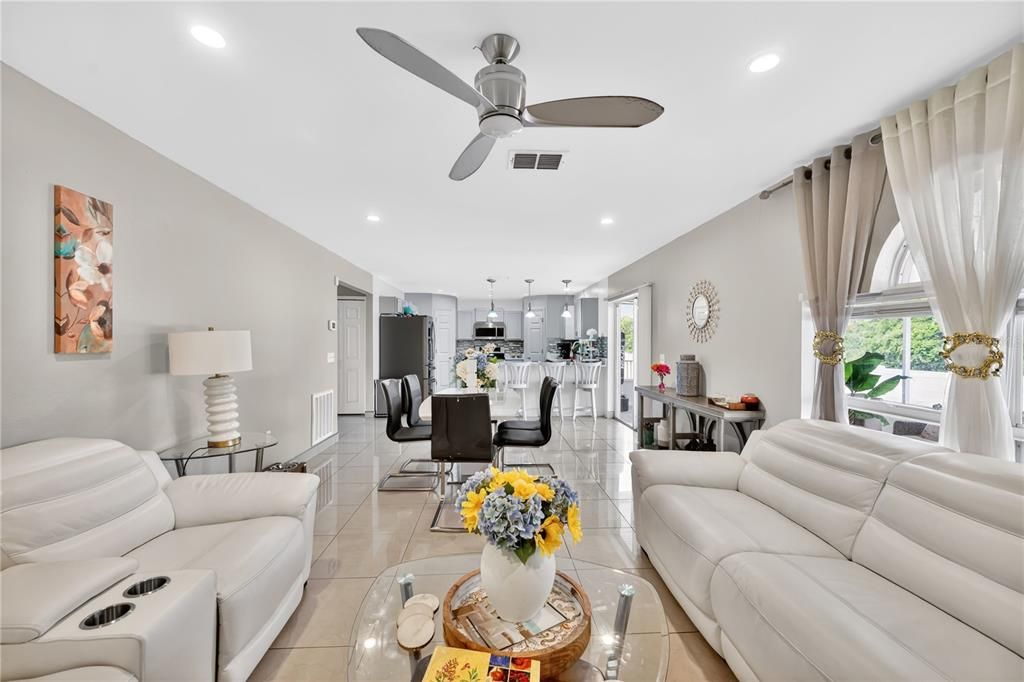 For Sale: $340,000 (4 beds, 2 baths, 2797 Square Feet)