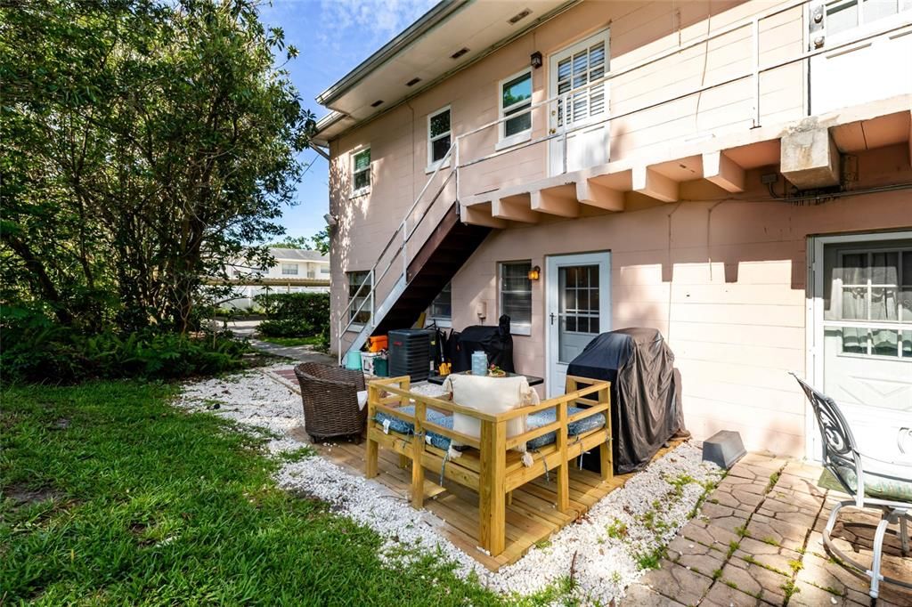 На продажу: $239,000 (2 спален, 1 ванн, 772 Квадратных фут)