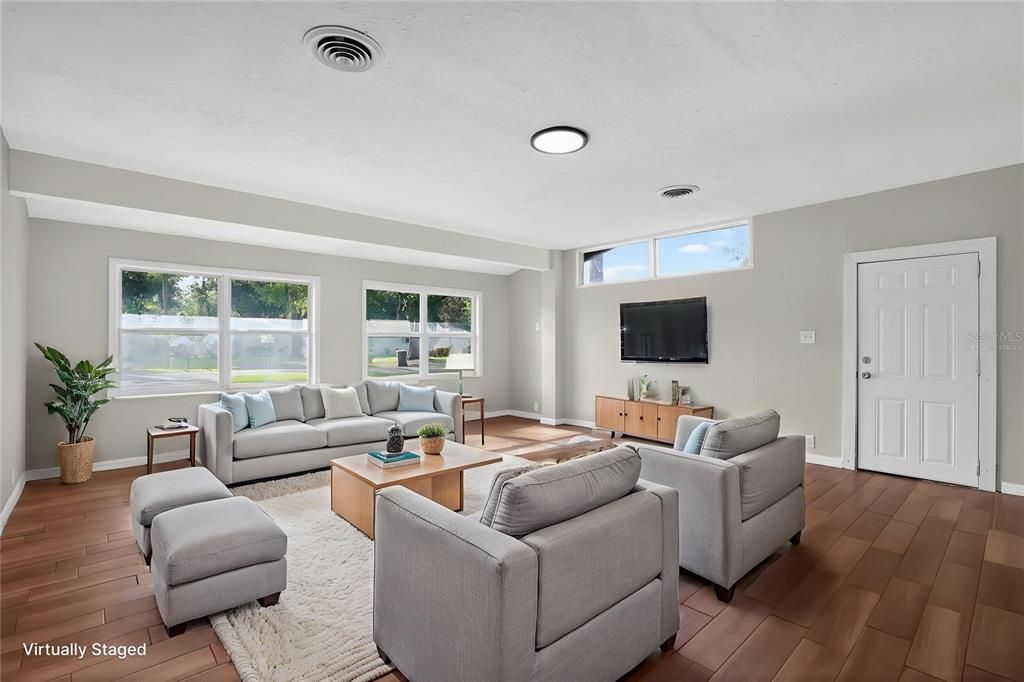For Sale: $264,900 (3 beds, 2 baths, 1829 Square Feet)
