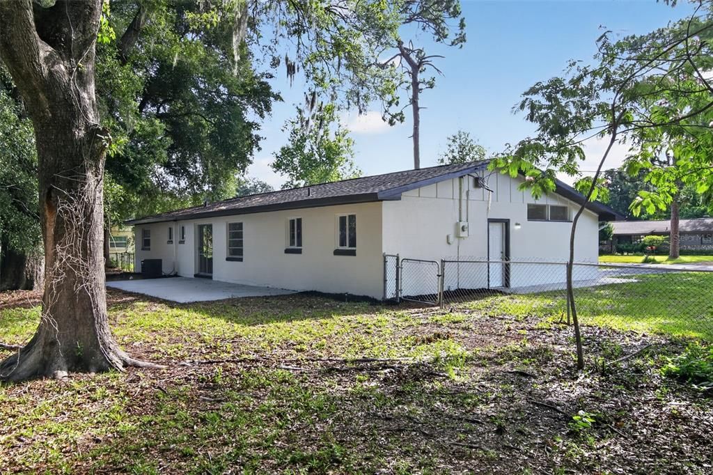 For Sale: $264,900 (3 beds, 2 baths, 1829 Square Feet)
