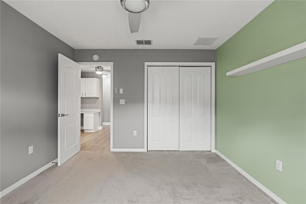 En Venta: $449,000 (3 camas, 2 baños, 2321 Pies cuadrados)