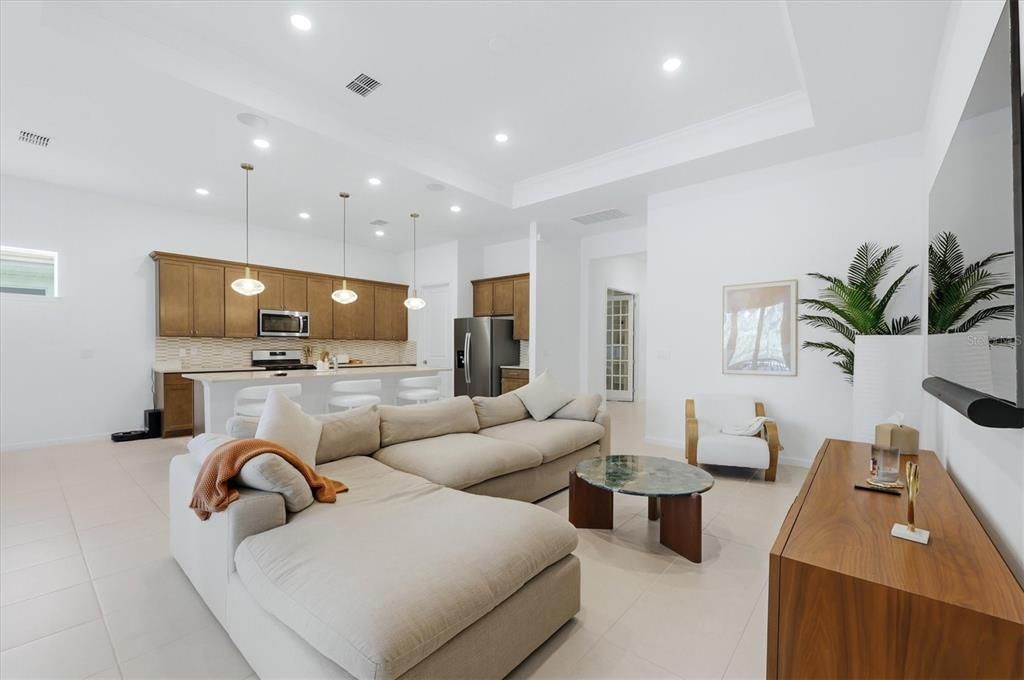 For Sale: $769,000 (3 beds, 2 baths, 2106 Square Feet)