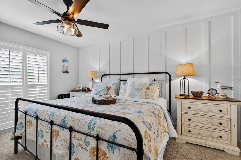 For Sale: $325,000 (1 beds, 1 baths, 840 Square Feet)