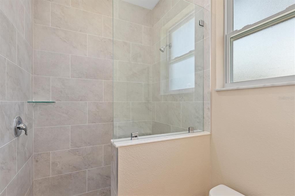 For Sale: $338,800 (3 beds, 2 baths, 1495 Square Feet)